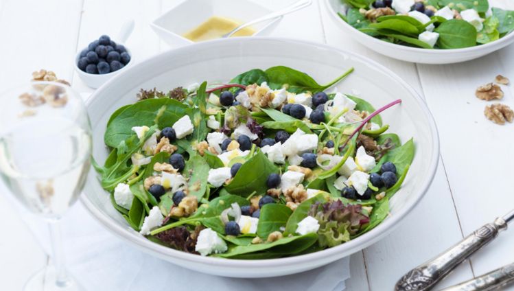 spinaziesalade-geitenkaas-walnoten.jpg