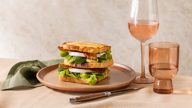 clubsandwich bacon, sla en geitenkaas - 3840x2160px